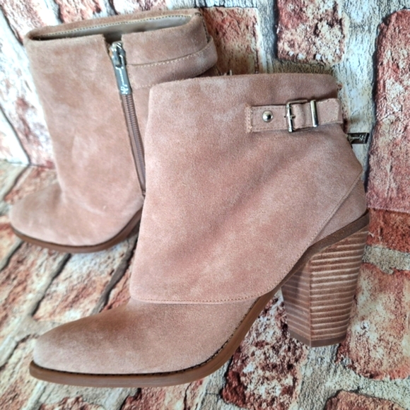Jessica Simpson Cassley Ankle Boots Color: Rose Taupe - Picture 2 of 16
